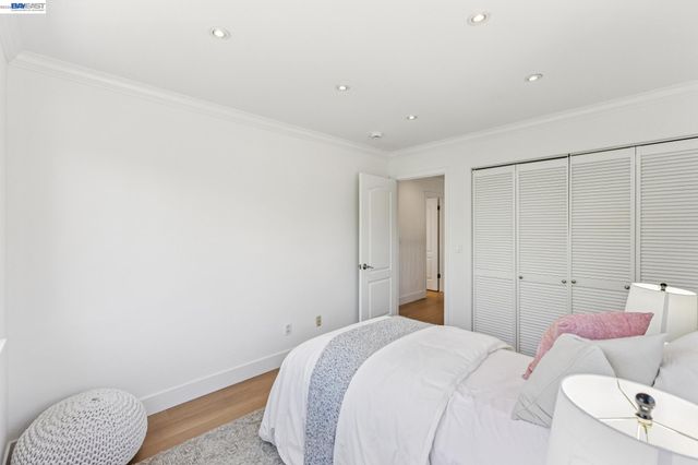 262 Ratto Rd, Alameda, CA 94502