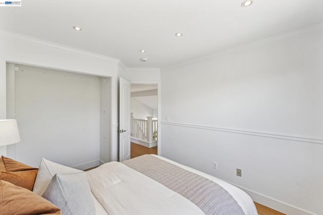 262 Ratto Rd, Alameda, CA 94502