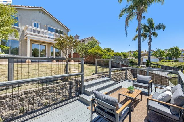 262 Ratto Rd, Alameda, CA 94502