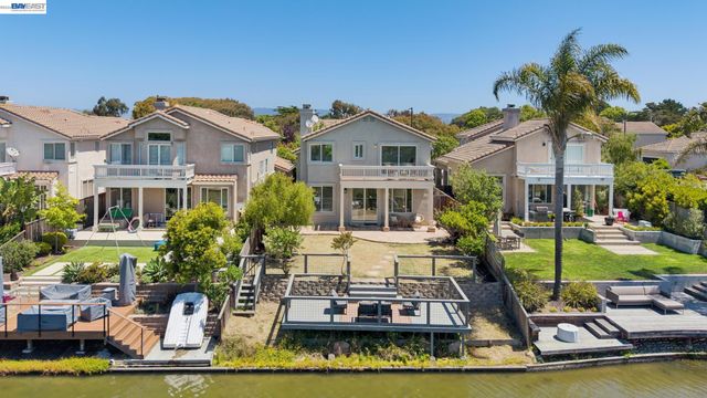 262 Ratto Rd, Alameda, CA 94502