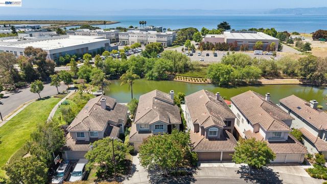 262 Ratto Rd, Alameda, CA 94502