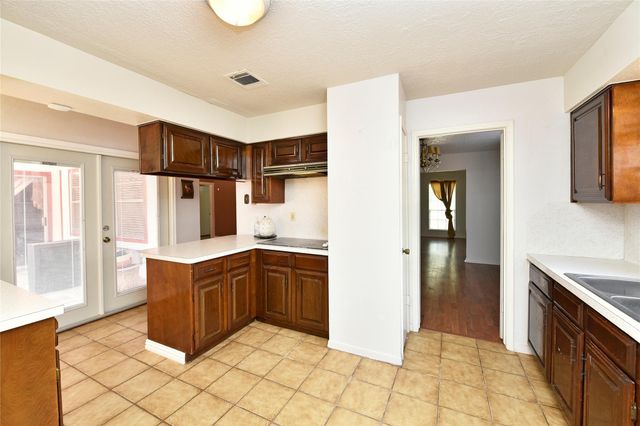 10214 Trade Winds Drive, Houston, TX 77086