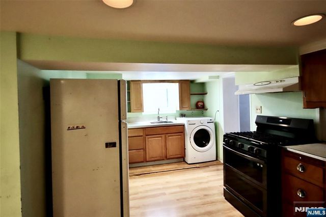 84 12th Street, Hawthorne, NJ 07506