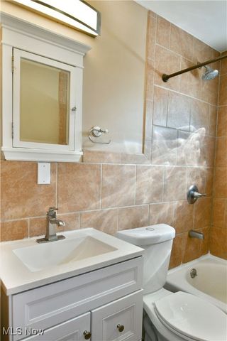 192 N Main Street, Youngstown, OH 44515