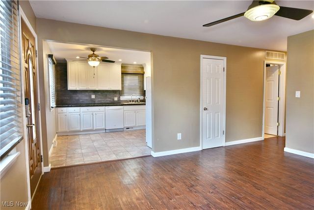 192 N Main Street, Youngstown, OH 44515