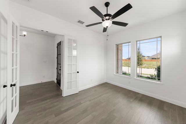 1426 Colorado Road, Van Alstyne, TX 75495