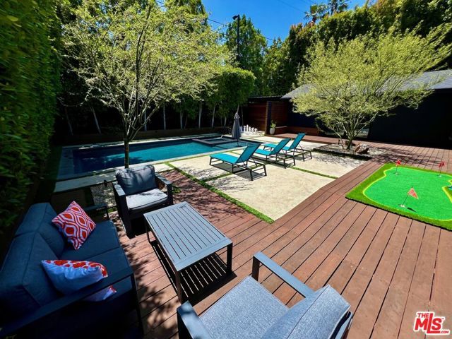 16446 Moorpark Street, Encino (los Angeles), CA 91436