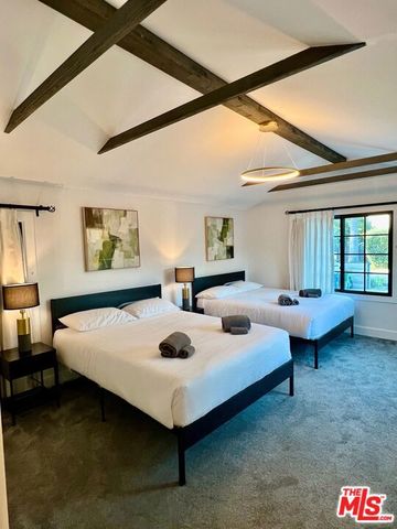 16446 Moorpark Street, Encino (los Angeles), CA 91436