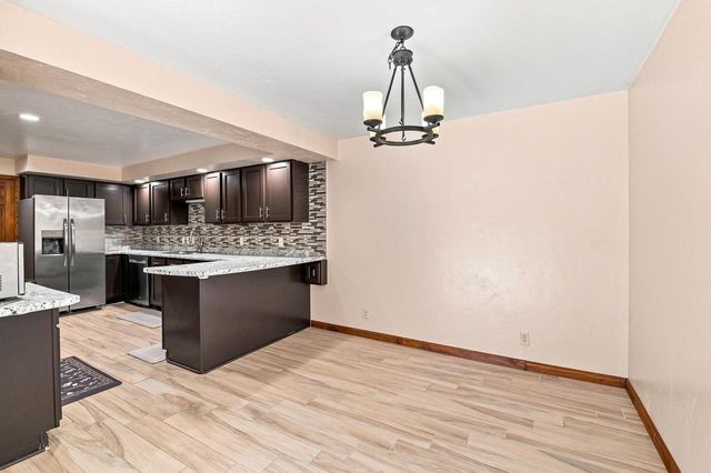 2691 MAYLINE DRIVE, Green Bay, WI 54311
