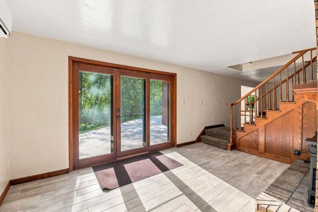 2691 MAYLINE DRIVE, Green Bay, WI 54311
