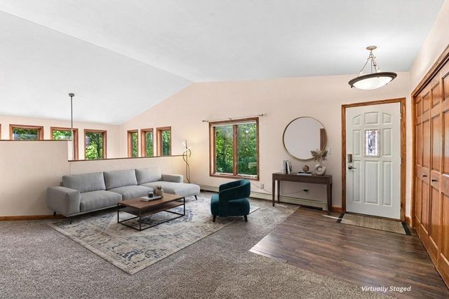 2691 MAYLINE DRIVE, Green Bay, WI 54311