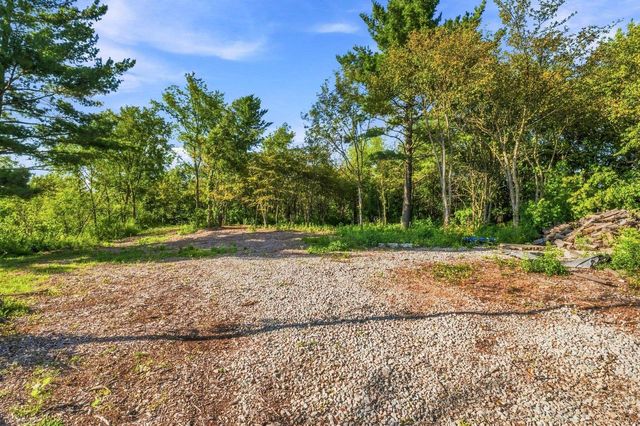 2691 MAYLINE DRIVE, Green Bay, WI 54311