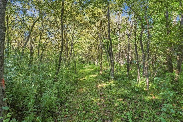 2691 MAYLINE DRIVE, Green Bay, WI 54311