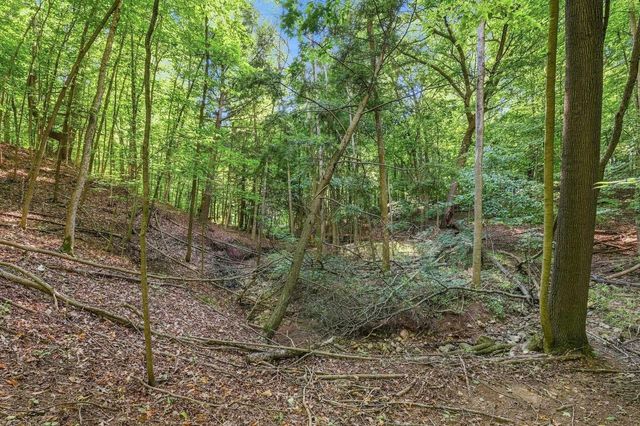 2691 MAYLINE DRIVE, Green Bay, WI 54311