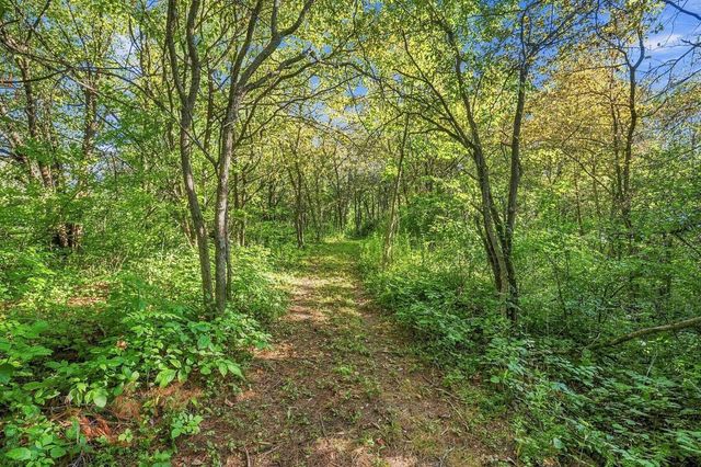 2691 MAYLINE DRIVE, Green Bay, WI 54311