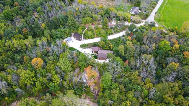 2691 MAYLINE DRIVE, Green Bay, WI 54311
