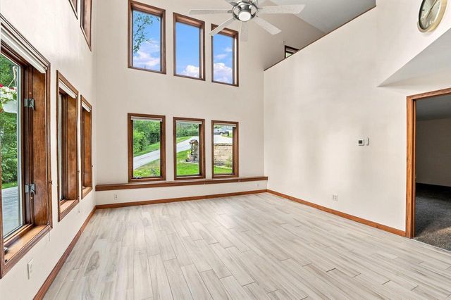 2691 MAYLINE DRIVE, Green Bay, WI 54311