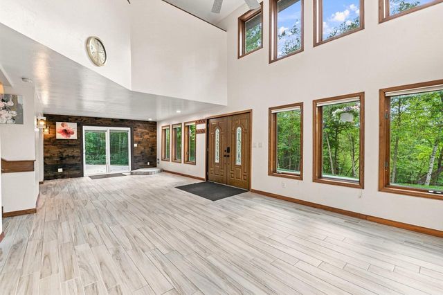 2691 MAYLINE DRIVE, Green Bay, WI 54311