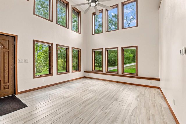 2691 MAYLINE DRIVE, Green Bay, WI 54311