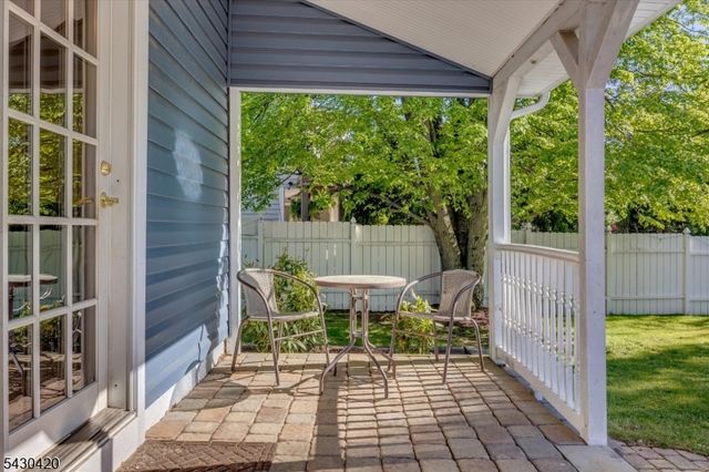 7 Beekmeer Pl, Mount Olive Twp., NJ 07836