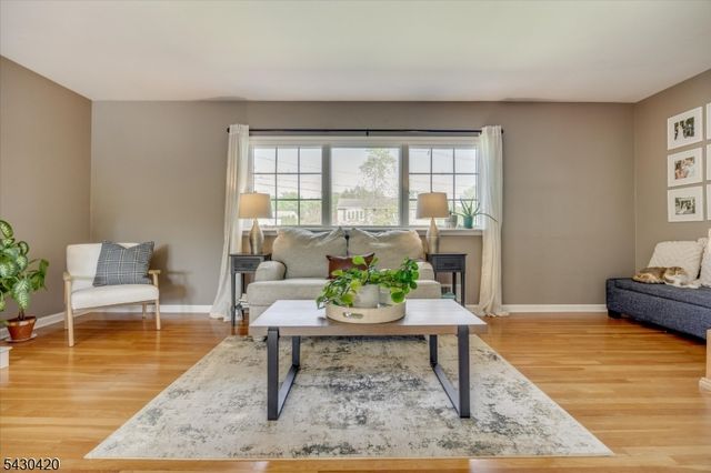 7 Beekmeer Pl, Mount Olive Twp., NJ 07836