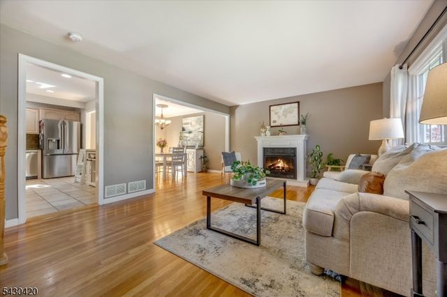 7 Beekmeer Pl, Mount Olive Twp., NJ 07836