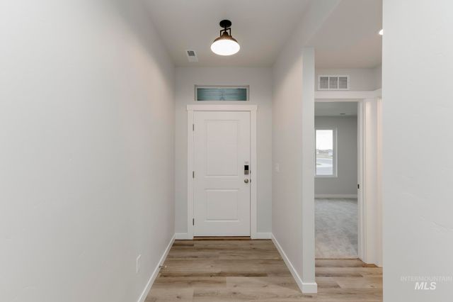 5127 E Open Canyon Dr, Nampa, ID 83687