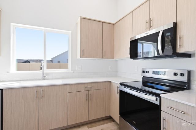 5127 E Open Canyon Dr, Nampa, ID 83687