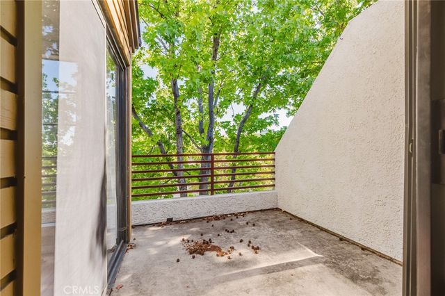 400 N Louise 303, Glendale, CA 91206