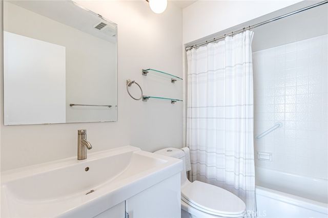 400 N Louise 303, Glendale, CA 91206