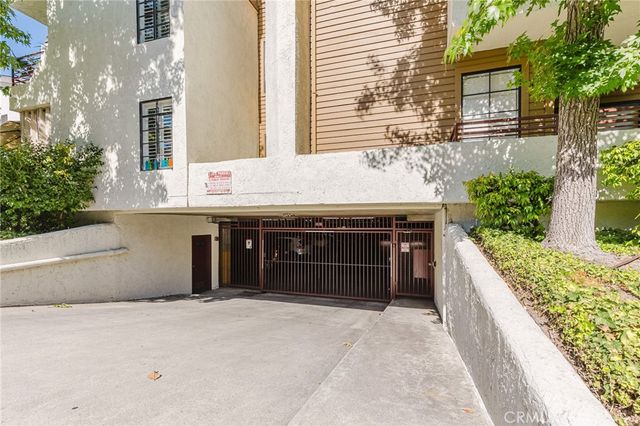 400 N Louise 303, Glendale, CA 91206