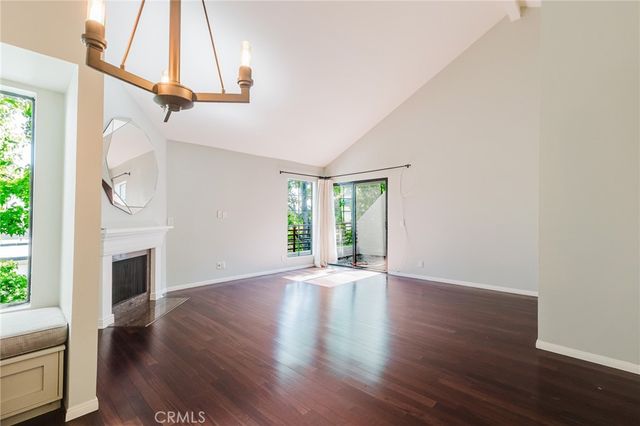 400 N Louise 303, Glendale, CA 91206