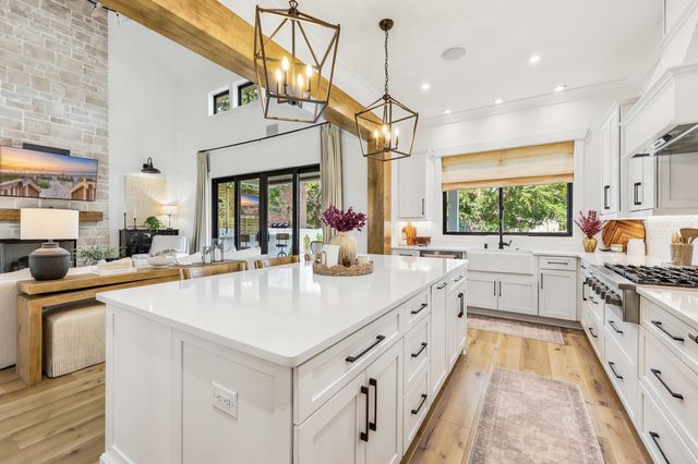 506 Fernwood Rd., Murrells Inlet, SC 29576