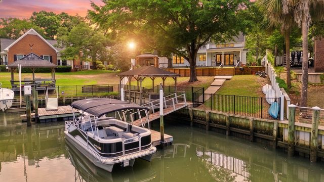 506 Fernwood Rd., Murrells Inlet, SC 29576