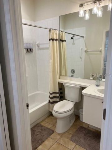 8529 54TH AVENUE CIRCLE E, Bradenton, FL 34211