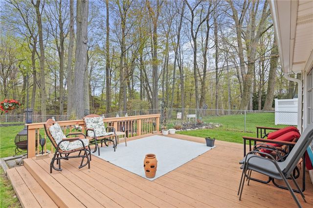 129 Alhambra Drive, Irondequoit, NY 14622