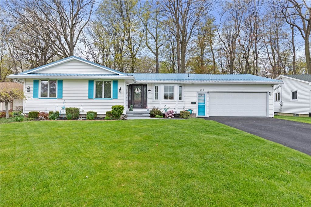 129 Alhambra Drive, Irondequoit, NY 14622