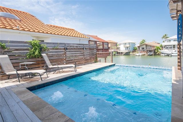 13538 KING PHILLIP Ct, Corpus Christi, TX 78418