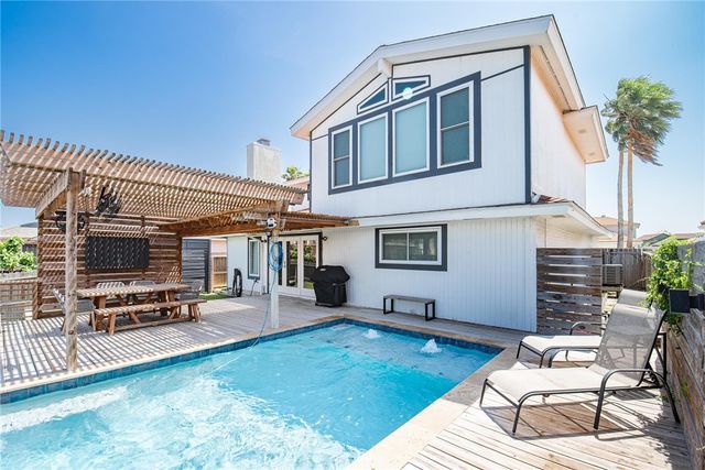 13538 KING PHILLIP Ct, Corpus Christi, TX 78418