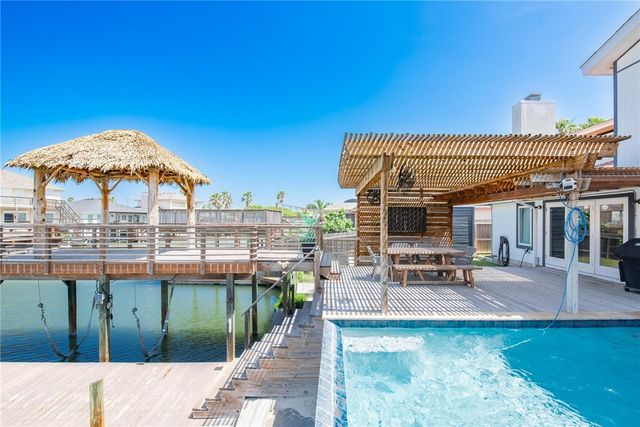 13538 KING PHILLIP Ct, Corpus Christi, TX 78418