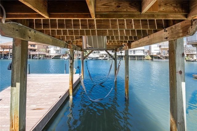 13538 KING PHILLIP Ct, Corpus Christi, TX 78418