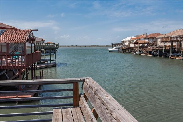 13538 KING PHILLIP Ct, Corpus Christi, TX 78418