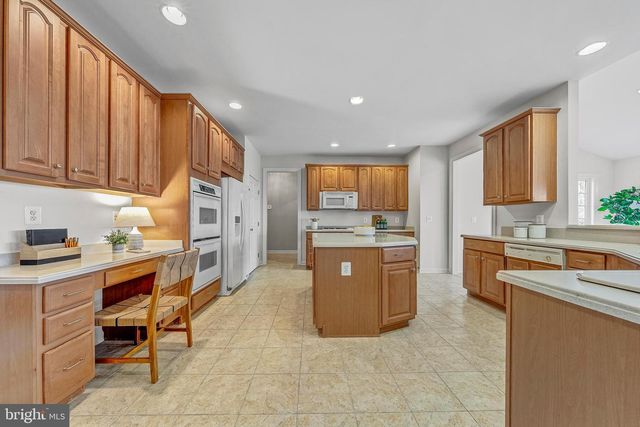 40452 HICKORY RIDGE PL, Aldie, VA 20105