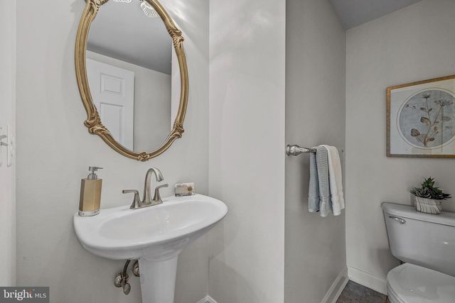 40452 HICKORY RIDGE PL, Aldie, VA 20105