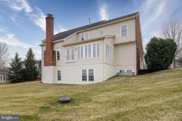 40452 HICKORY RIDGE PL, Aldie, VA 20105