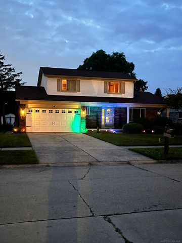 51569 Johns Drive, Chesterfield, MI 48047