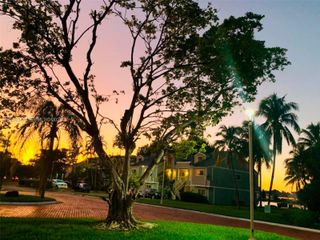 3469 NW 44th St 204, Oakland Park, FL 33309