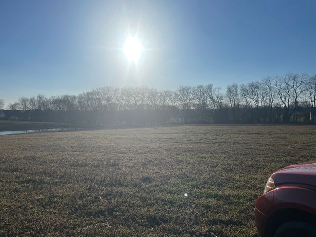 2 Old Zion Rd, Columbia, TN 38401