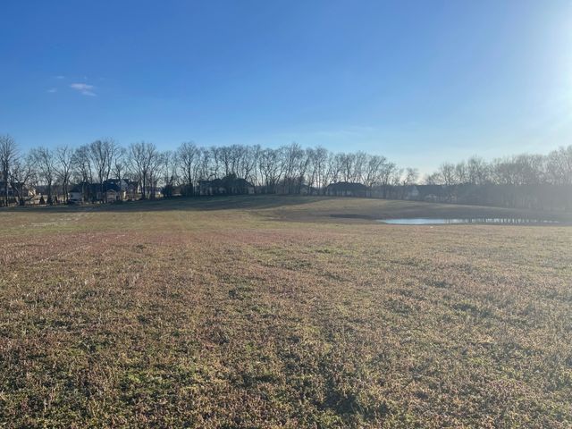 2 Old Zion Rd, Columbia, TN 38401