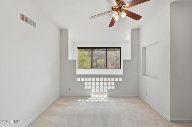 25555 N WINDY WALK Drive 30, Scottsdale, AZ 85255
